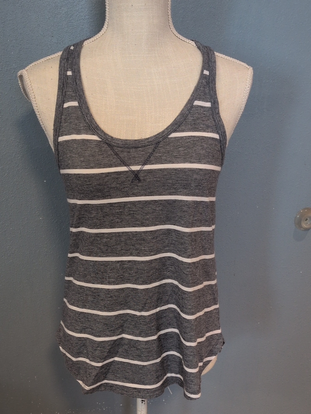 Abercrombie & Fitch Striped Racer Back Scoopneck Loose Fit Tank Top Summer